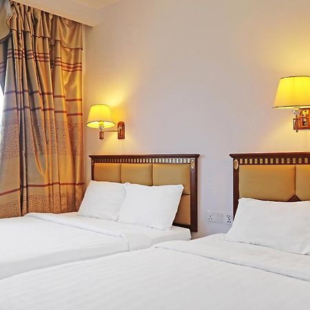 קוטה קינבלו Super Oyo 90464 Borneo Suites Hotel מראה חיצוני תמונה