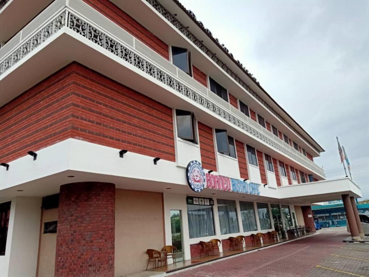 קוטה קינבלו Super Oyo 90464 Borneo Suites Hotel מראה חיצוני תמונה