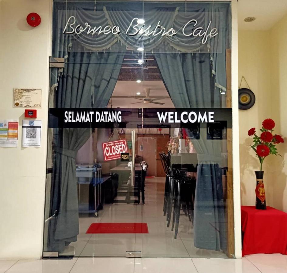 קוטה קינבלו Super Oyo 90464 Borneo Suites Hotel מראה חיצוני תמונה